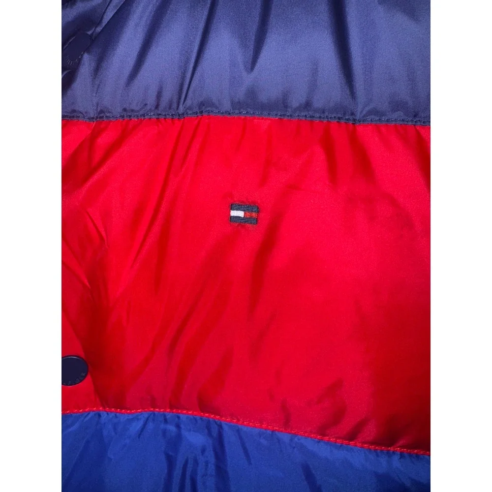 Tommy Hilfiger embrace vibrant